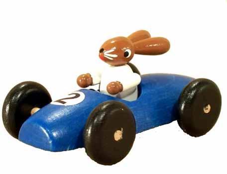 Rudolphs Schatzkiste Osterdekoration Hasenrennauto blau BxH 8x3xcm
