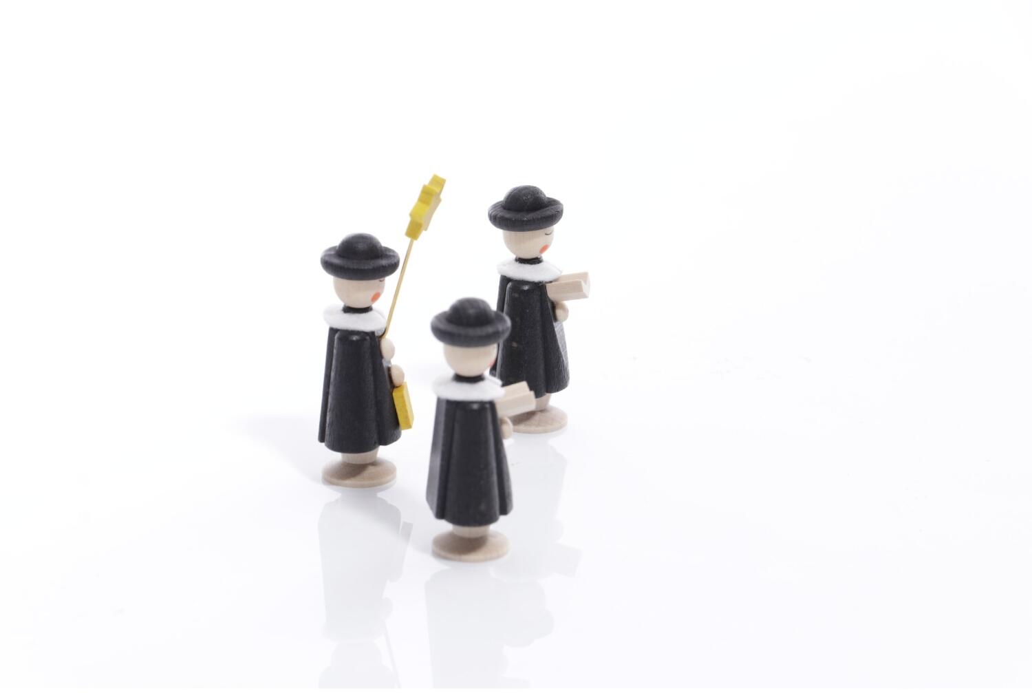 Rudolphs Schatzkiste Miniaturfiguren - 3 Seiffener Kurrendefiguren mit Buch und Stern Schwarz - Höhe 5cm Auslauf
