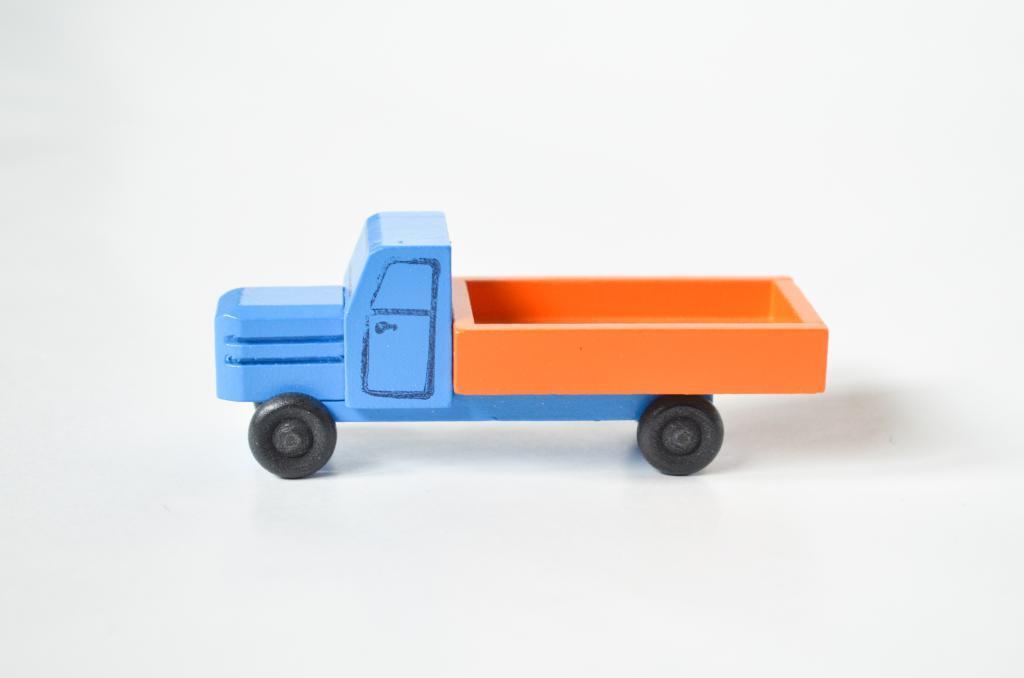 Rudolphs Schatzkiste Holzspielzeug Lastenauto mit Pritsche HxBxT 3,5x7,5x3cm Online