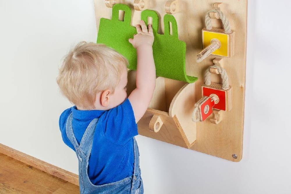 Rudolphs Schatzkiste Wandspiel Schatzkiste mit Schlössern LxBxH 485x485x160mm Letzte 2 Tage