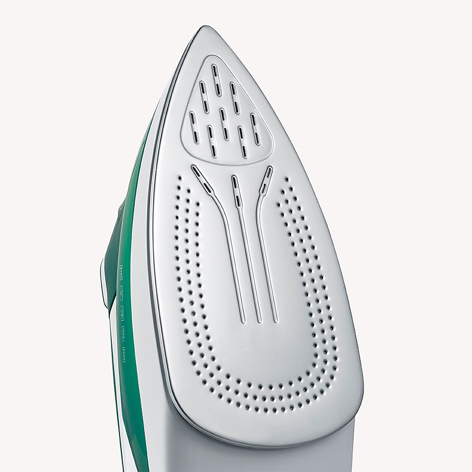 Severin Dampfbügeleisen BA 3261 Outlet