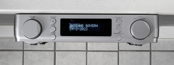 Soundmaster Küchenunterbauradio mit DAB+/UKW, LED-Arbeitsplatzbeleuchtung Blitzverkäufe