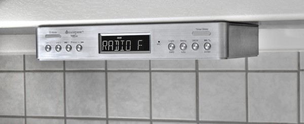 Soundmaster Küchenunterbauradio mit DAB+/UKW, Bluetooth®, LED-Arbeitsplatzbeleuchtung