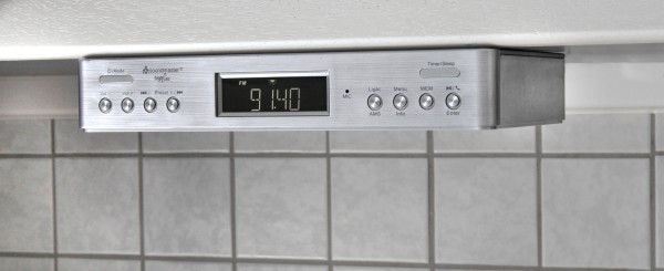Soundmaster Küchenunterbauradio mit DAB+/UKW, Bluetooth®, LED-Arbeitsplatzbeleuchtung Online