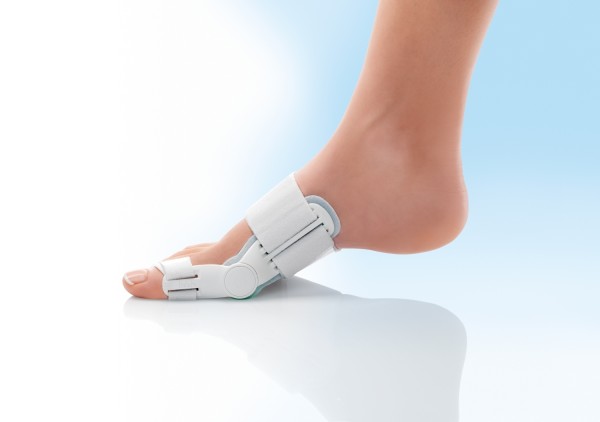 Stock Fachmann Hallufix® Hallux Valgus Schiene mit Gel-Seitenkissen