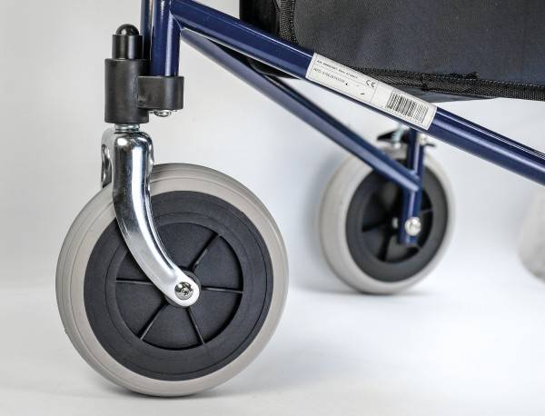 Stock Fachmann Actimo Delta Blau Rollator Blitzverkäufe